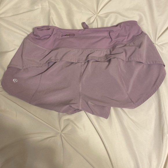 lululemon speed up shorts 2.5in - Picture 2 of 2